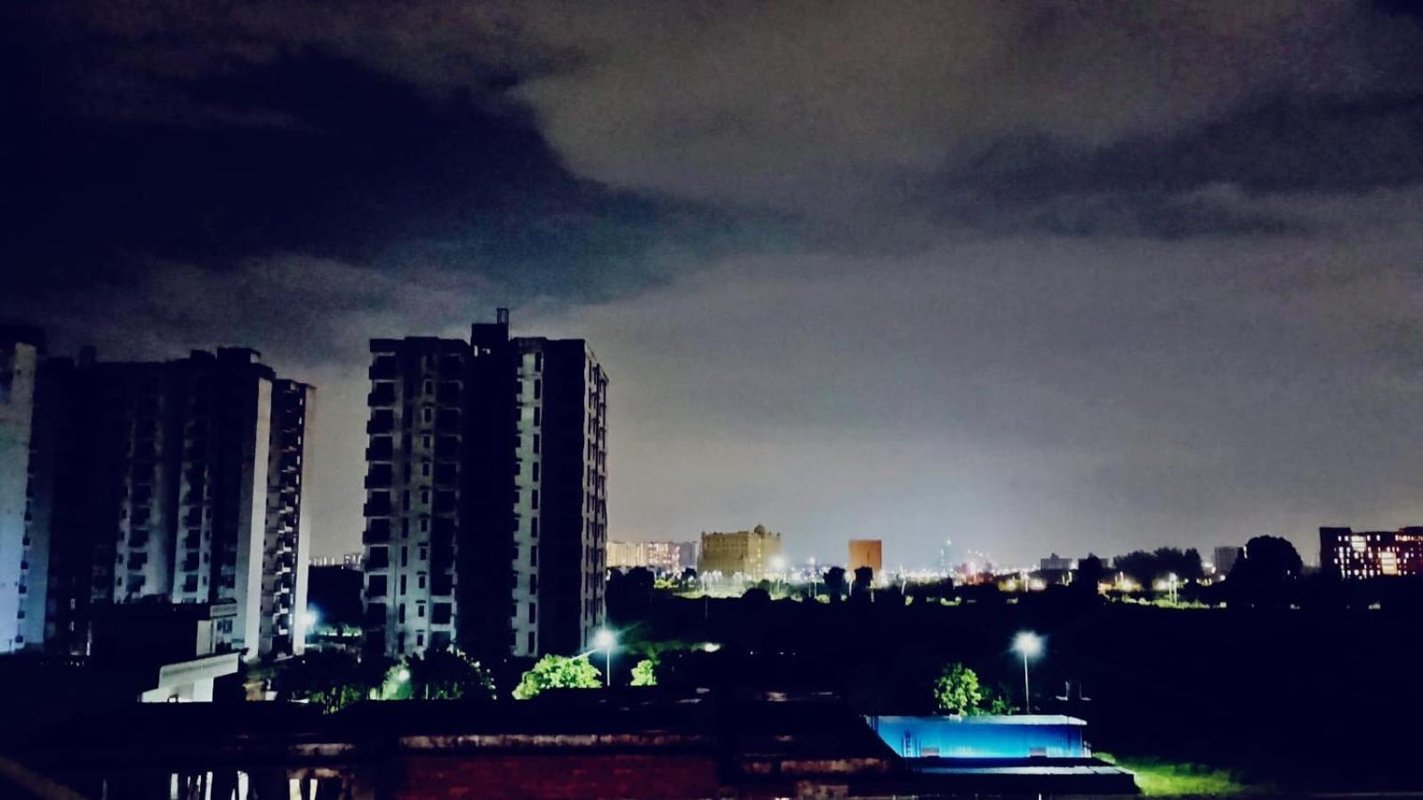 Atulyam Stays Sushant Golf City Lucknow Esterno foto