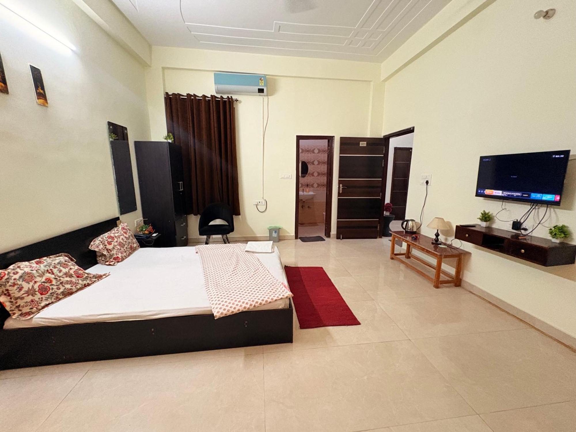 Atulyam Stays Sushant Golf City Lucknow Esterno foto