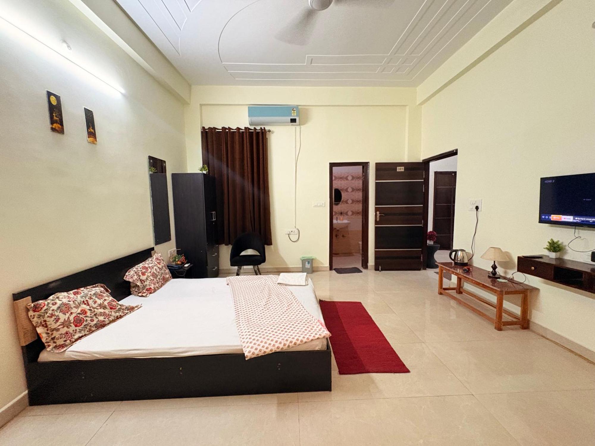 Atulyam Stays Sushant Golf City Lucknow Esterno foto