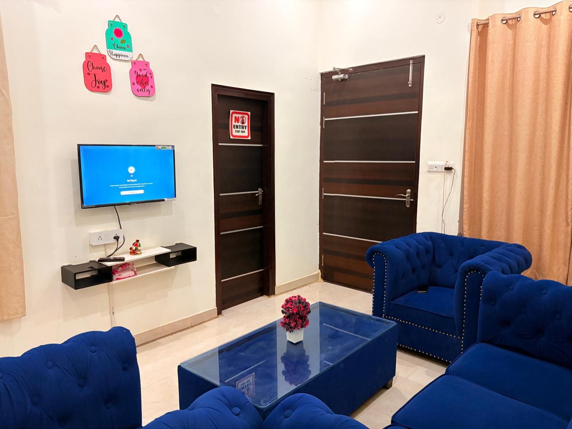Atulyam Stays Sushant Golf City Lucknow Esterno foto